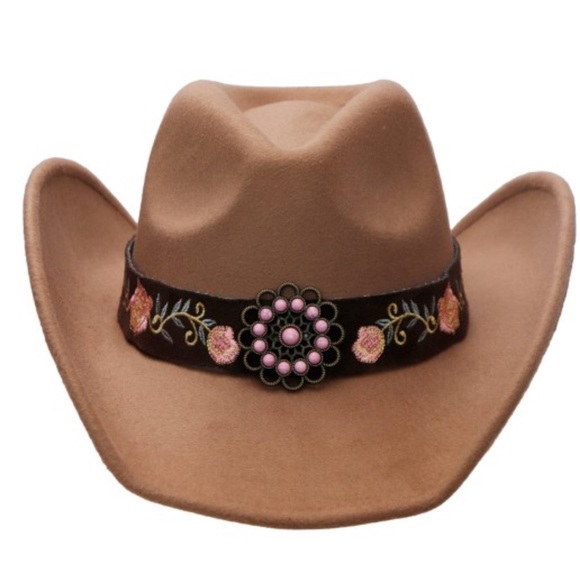 Western Concho Hat with Belt Trim